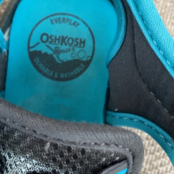 2 pair little boys shoes. Size 8 M. Carters & OshKosh. - Picture 11 of 12